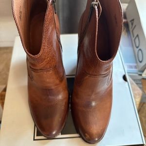 Frye Madeline Cognac Ankle Boots comes with Box
